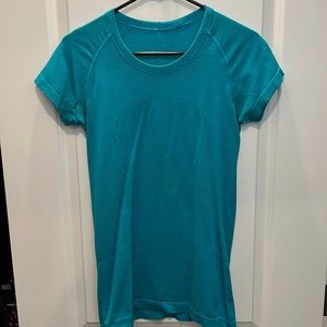 lululemon athletica Teal Short Sleeve Top